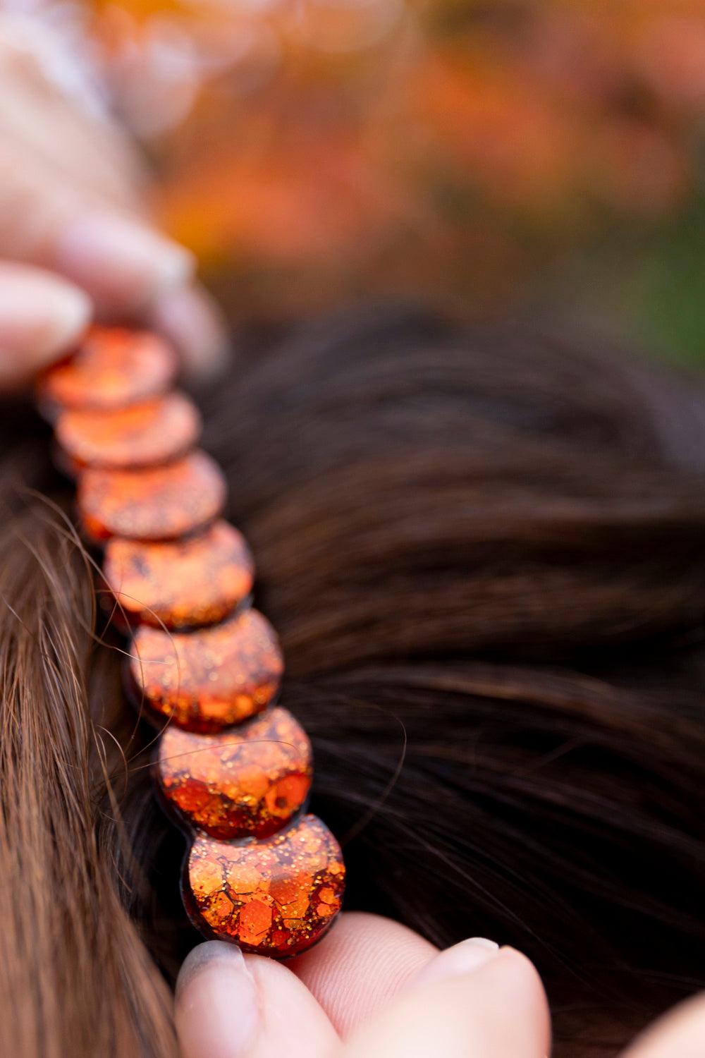 Barrette pailletĂ©. Kaki, vert, dorĂ©, cuivrĂ©, bronze. Automne. cĆur. Atelier RĂ©zane. RĂ©sine Ă©poxy. Fait main. Pays basque.