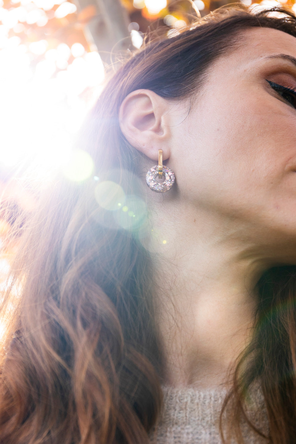 Pampilles interchangeables pailletées. Kaki, vert, doré, cuivré, bronze. Automne. Donut. Atelier Rézane. Résine époxy. Fait main. Pays basque.