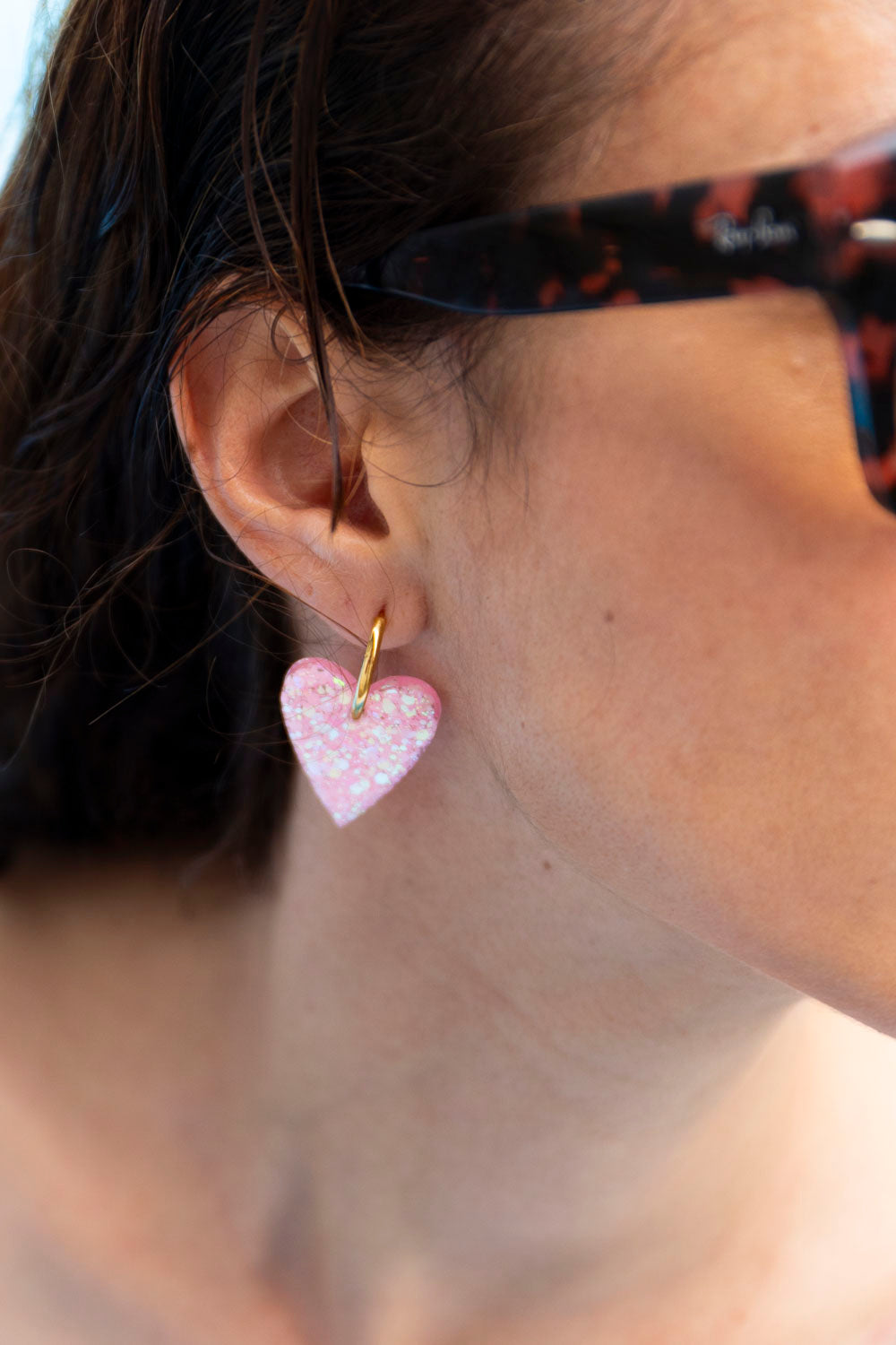 Pampilles en résine époxy interchangeables. Faites à la main. Paillettes, couleurs, originales. Rose bébé, irisé et nacré.