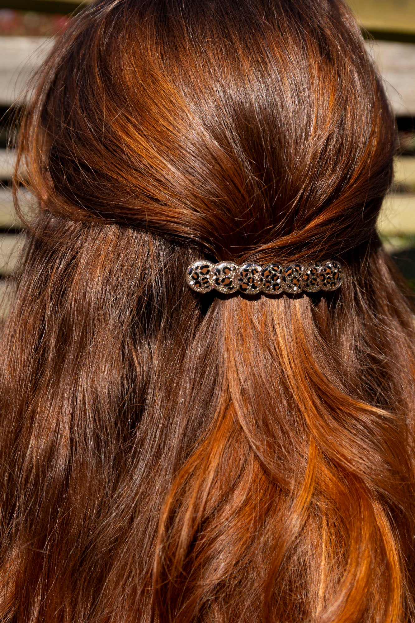 Barrette léopard fabriquée à la main avec de la résine époxy