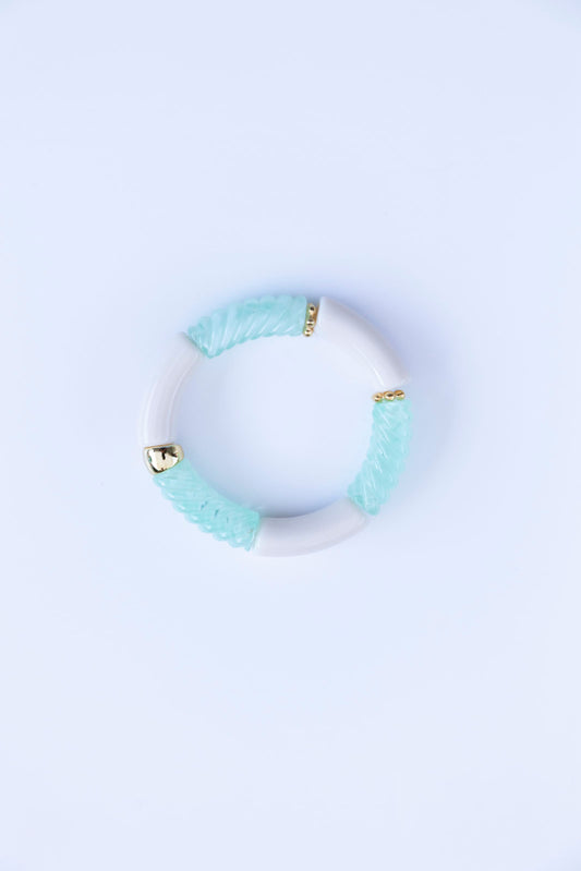 bracelet élastique à enfile. Fait à la main. Perles tubulaires. 