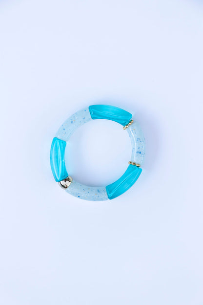 bracelet élastique à enfile. Fait à la main. Perles tubulaires. 
