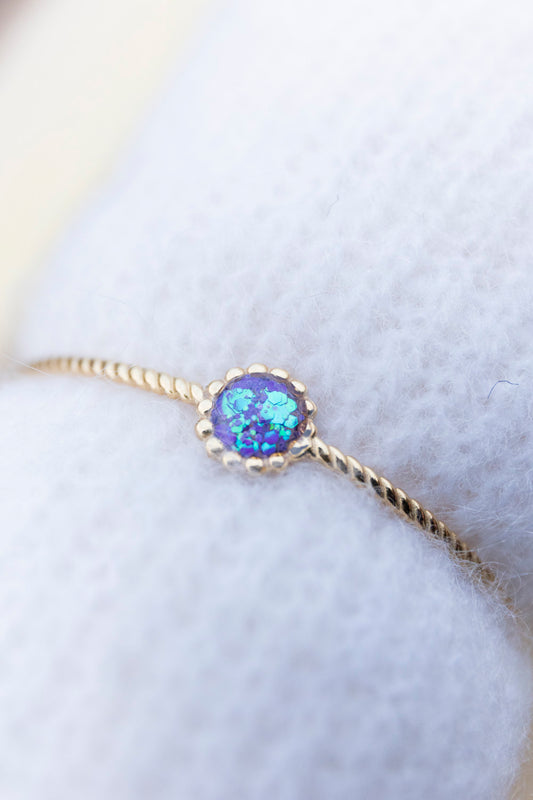 Bracelet jonc réglable pailletté. Violet, bleu, holographique. Automne. Atelier Rézane. Résine époxy. Fait main. Pays basque. Acier inoxydable