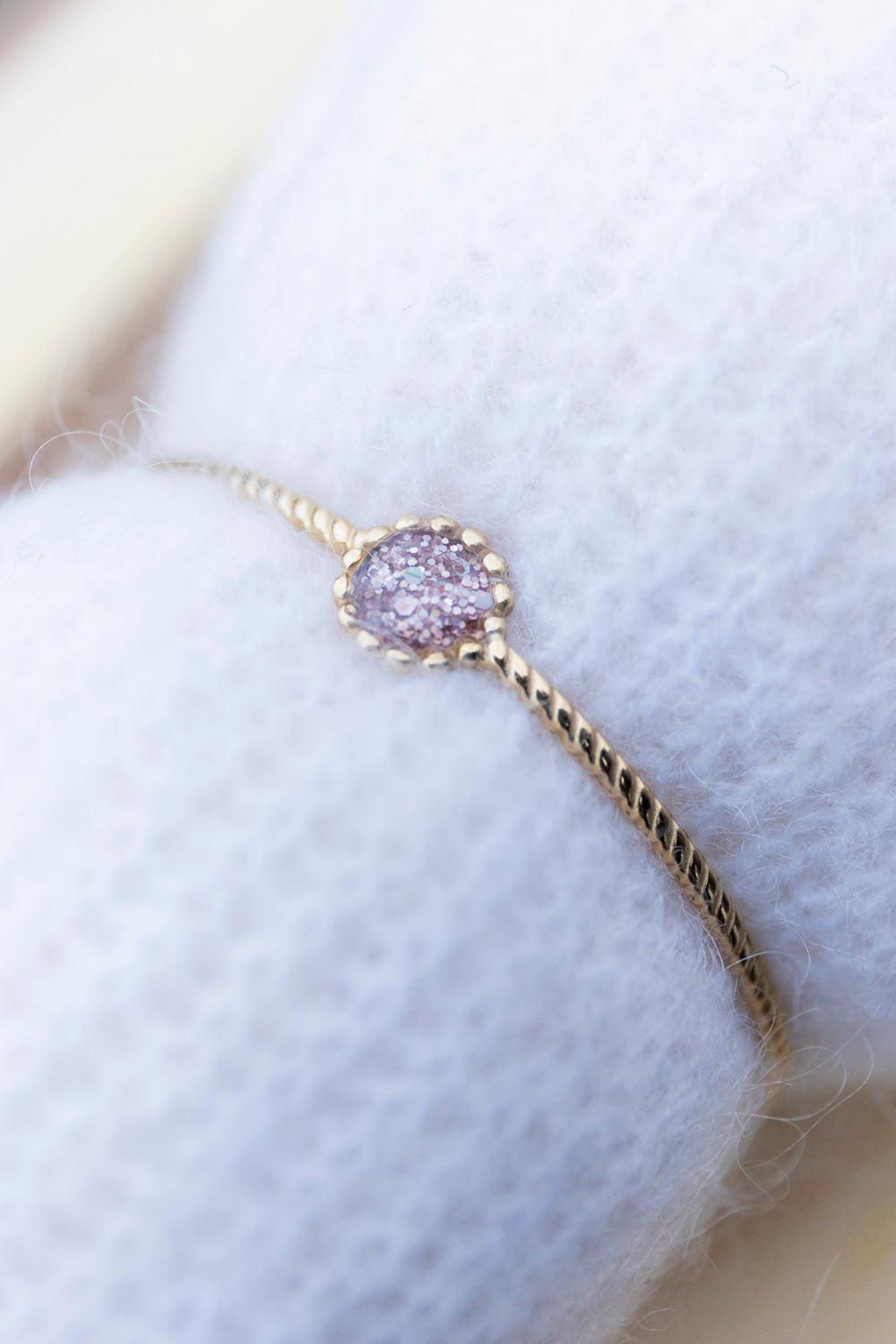 Bracelet jonc réglable pailleté. Kaki, vert, doré, cuivré, bronze. Automne. cœur. Atelier Rézane. Résine époxy. Fait main. Pays basque. Acier inoxydable.