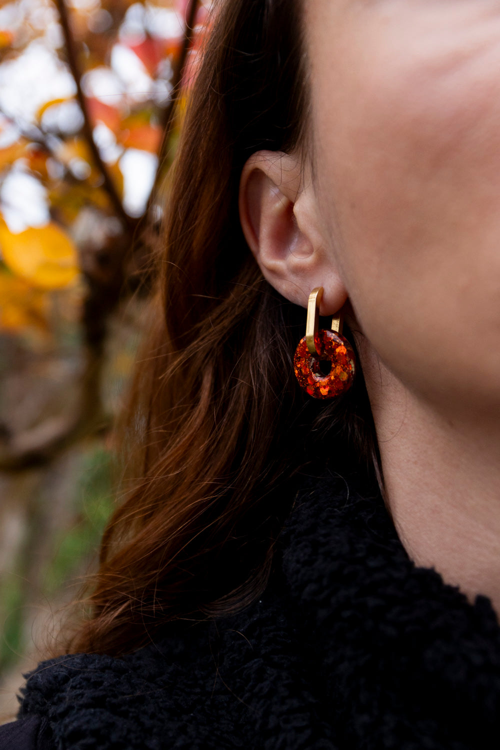 Pampilles interchangeables pailletées. Kaki, vert, doré, cuivré, bronze. Automne. Donut. Atelier Rézane. Résine époxy. Fait main. Pays basque.