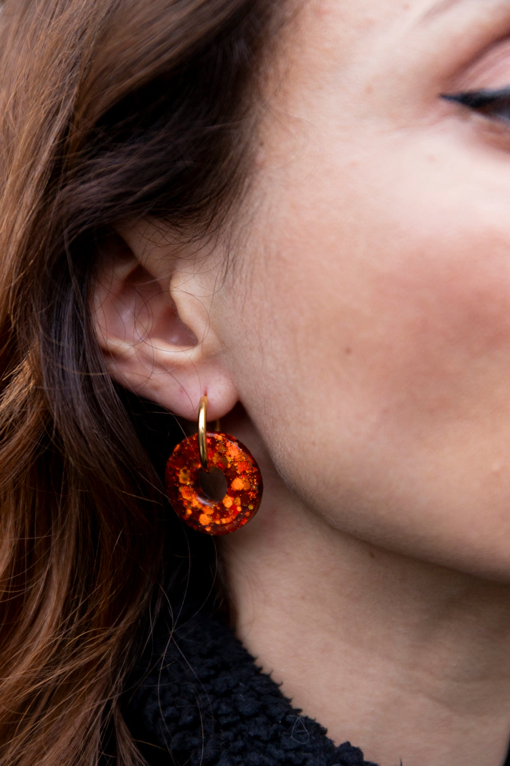 Pampilles interchangeables pailletées. Kaki, vert, doré, cuivré, bronze. Automne. Donut. Atelier Rézane. Résine époxy. Fait main. Pays basque.