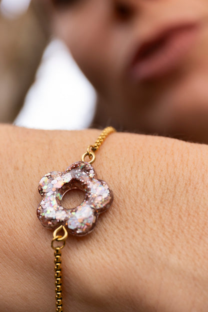 Bracelet pampille réglable pailleté. Kaki, vert, doré, cuivré, bronze. Automne. cœur. Atelier Rézane. Résine époxy. Fait main. Pays basque. Acier inoxydable.