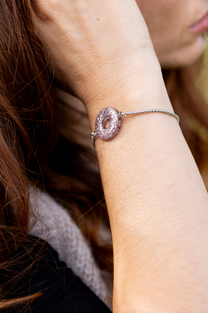 Bracelet pampille réglable pailleté. Argenté, bordeaux. Automne. cœur. Atelier Rézane. Résine époxy. Fait main. Pays basque. Acier inoxydable