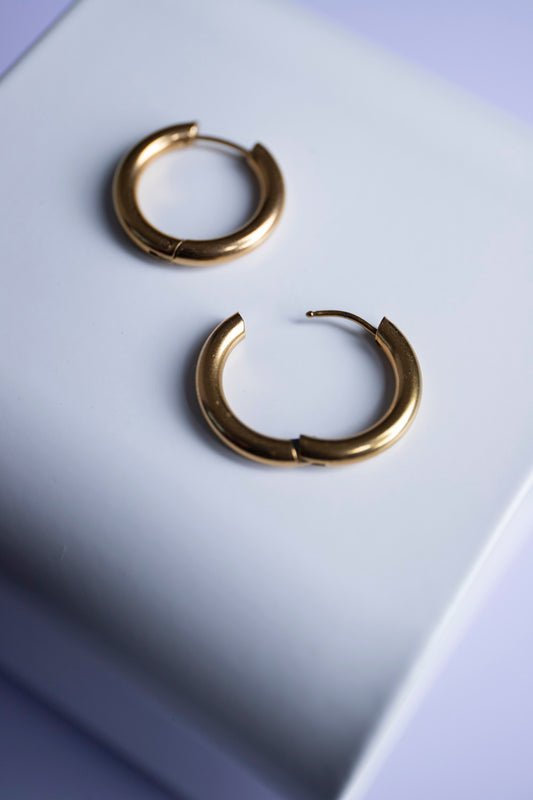 Créoles rondes dorées épaisses