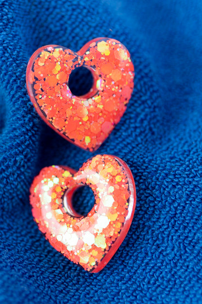 Pampilles en résine époxy interchangeables. Faites à la main. Paillettes, couleurs, originales. Corail incandescent, orange, holographique, étincelant.