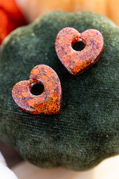 Pampilles interchangeables pailletées. Kaki, vert, doré, cuivré, bronze. Automne. cœur. Atelier Rézane. Résine époxy. Fait main. Pays basque.