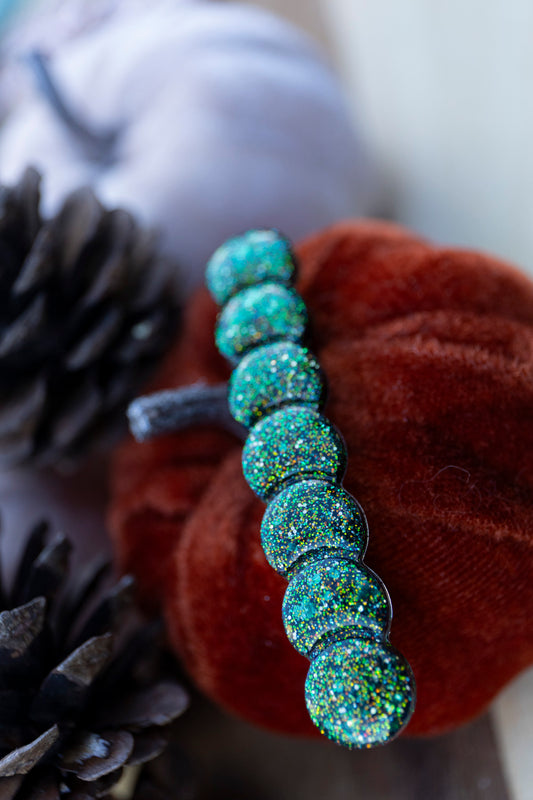 Barrette pailleté. Kaki, vert, doré, cuivré. Automne. Atelier Rézane. Résine. Fait main. Pays basque.